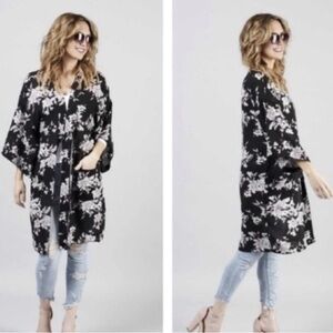 SPIRITUAL GANGSTER Maya KIMONO ROBE Black Floral OS & Tags Black Nightie Size Sm